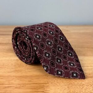 Jos A Bank Signature Collection 3.5" Necktie Burgundy Gray Geometric Silk Tie